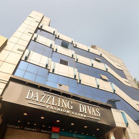 Hotel O Dolphin Лакнау Екстериор снимка