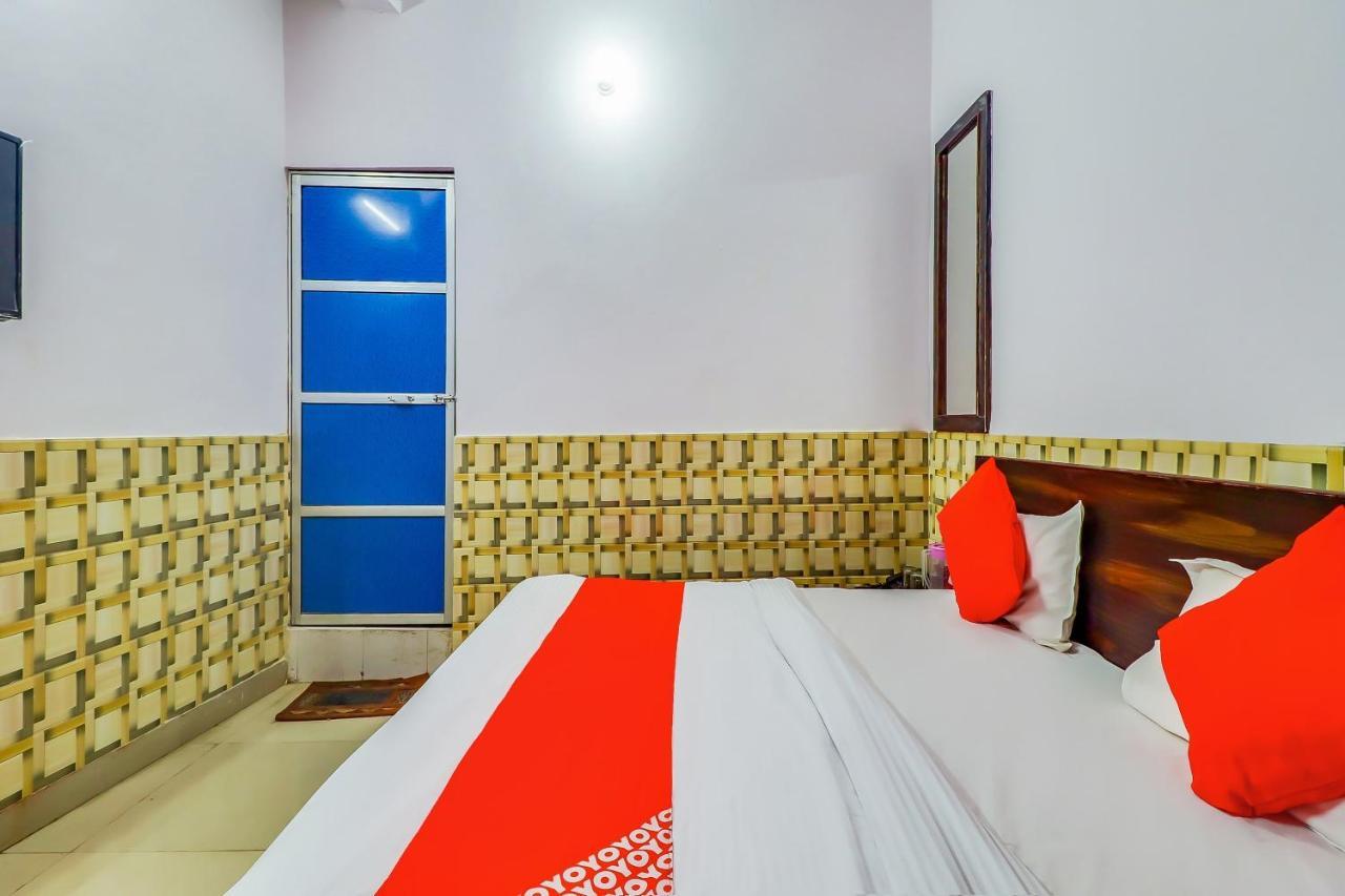 Super Collection O Dolphin Hotel Лакнау Екстериор снимка