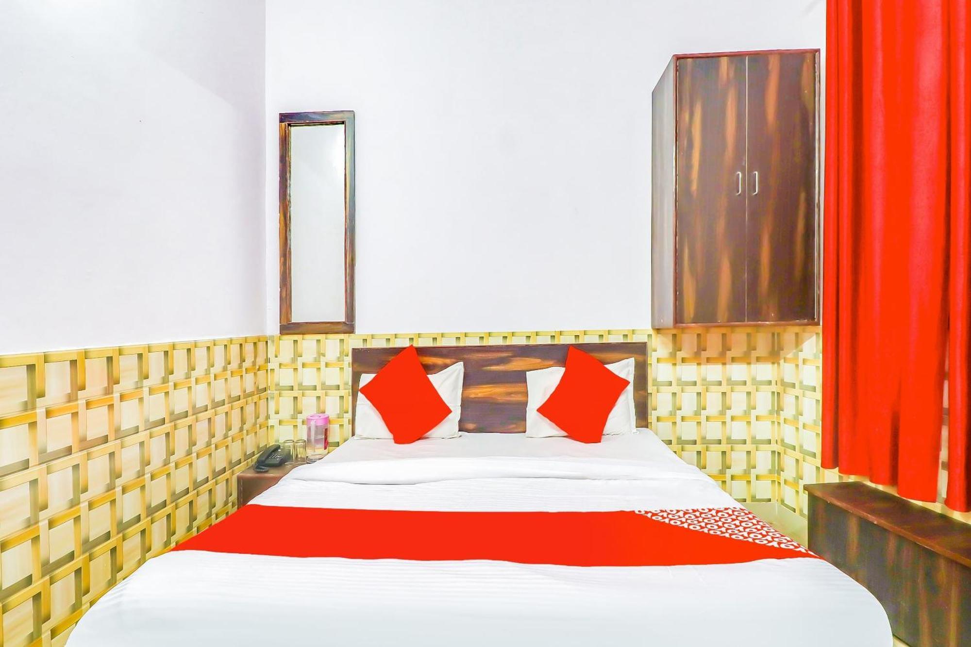 Hotel O Dolphin Лакнау Екстериор снимка