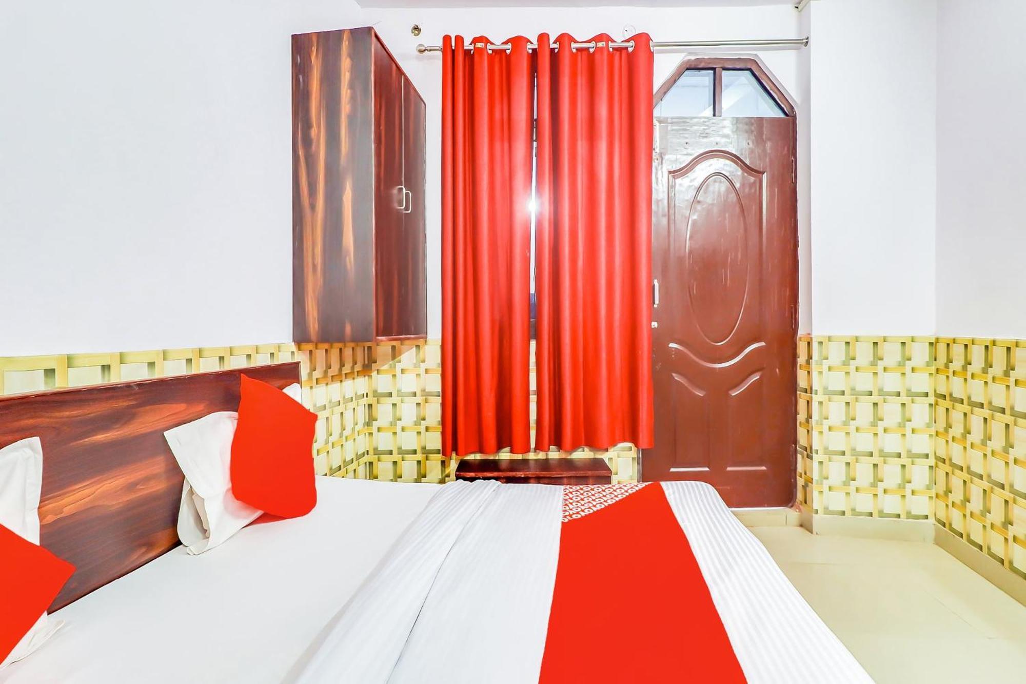 Hotel O Dolphin Лакнау Екстериор снимка